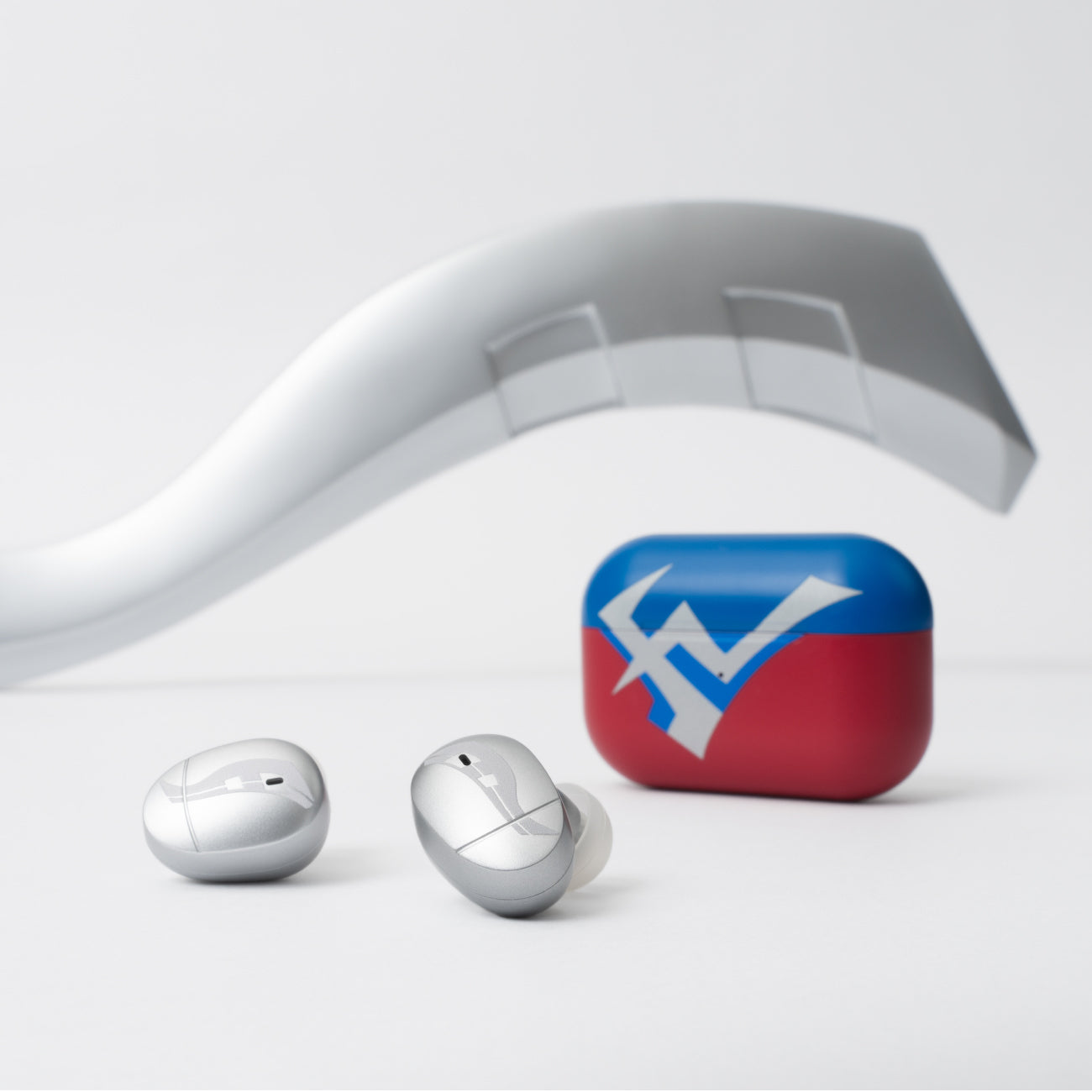 ULTRAMAN ZERO 15th & ag 限定ワイヤレスイヤホン「COTSUBU