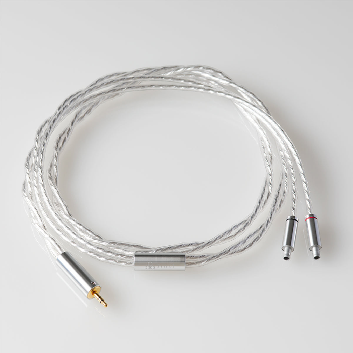 ゼンハイザー社 HD800シリーズ用】シルバーコートケーブル｜final 公式